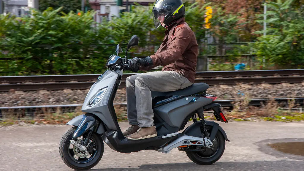 Piaggio-1-RKM-Foto-02