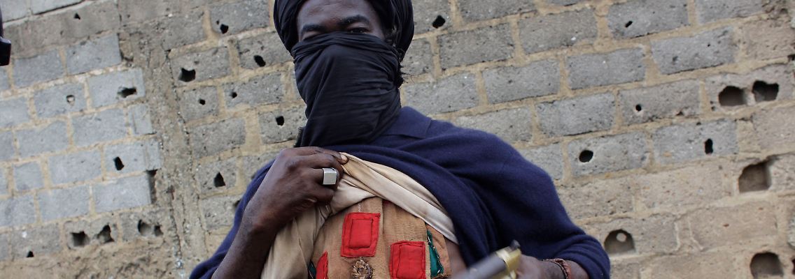 Ein Anti-Gbagbo-Kämpfer, der zum Äußersten bereit ist.