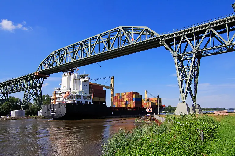 Hans-Peter-Merten-Rendsburger-Eisenbahnhochbru-cke