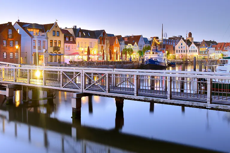 Francesco-Carovillano-Husum