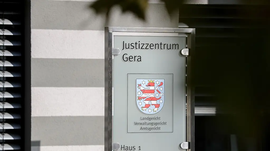 Blick-auf-das-Justizzentrum-Gera-in-dem-sich-das-Landgericht-befindet