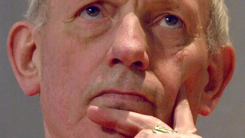 Der-Paderborner-Erzbischof-Kardinal-Johannes-Joachim-Degenhardt