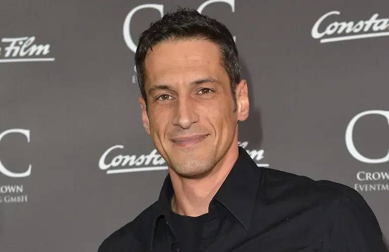 Der-Comedian-Mirco-Nontschew-starb-im-Alter-von-nur-52-Jahren