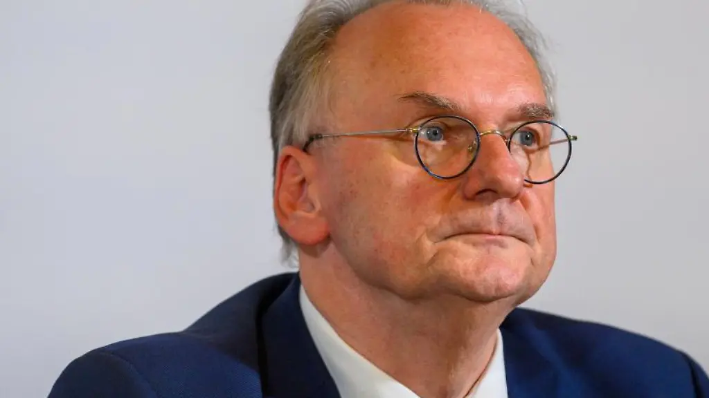 Reiner-Haseloff-CDU-bei-einer-Pressekonferenz