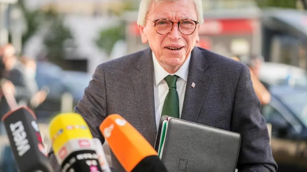 Hessens-Ministerpraesident-Volker-Bouffier-CDU