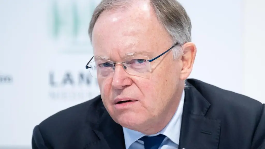 Stephan-Weil-SPD-Ministerpraesident-von-Niedersachsen-spricht