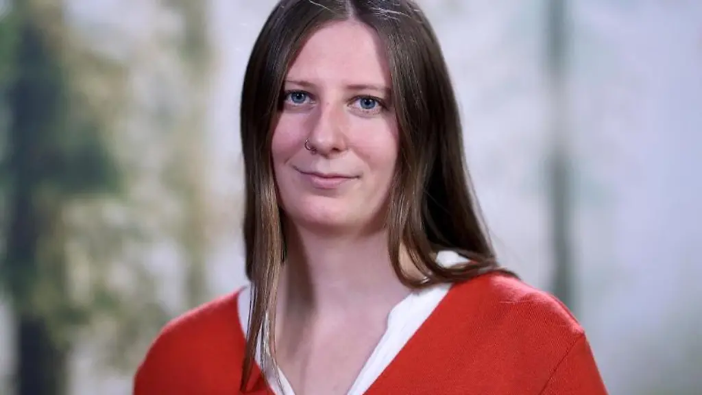 Madeleine-Linke-Buendnis-90-Die-Gruenen-beim-Landesparteitag-ihrer-Partei