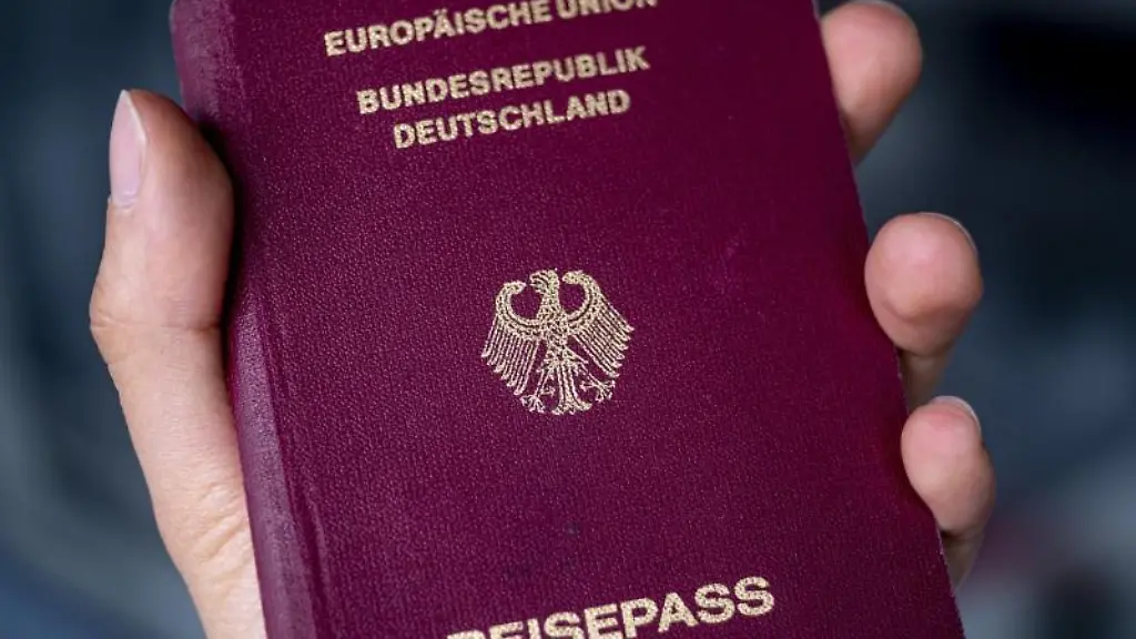 Ein-Deutscher-Reisepass