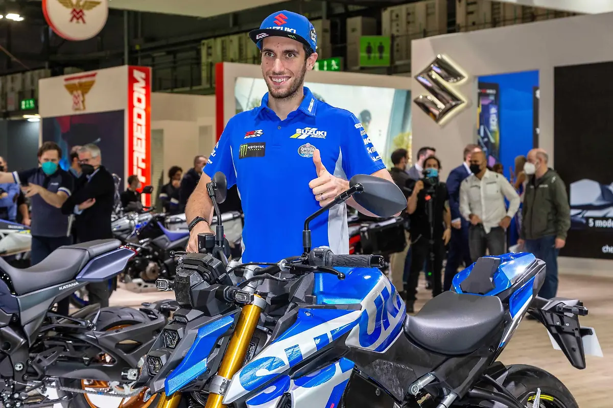 2021-eicma-show2