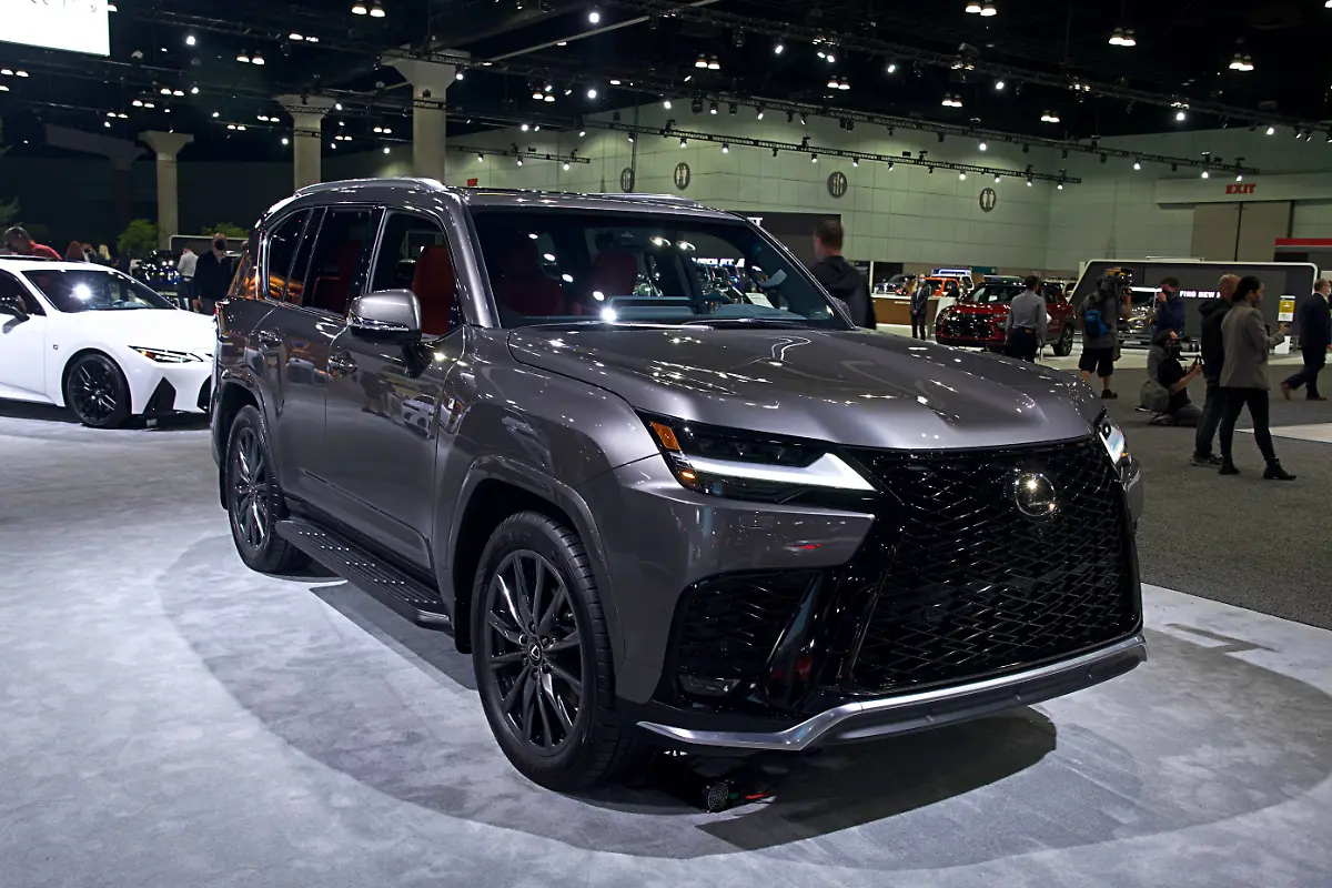 Lexus-LX-Sport-3