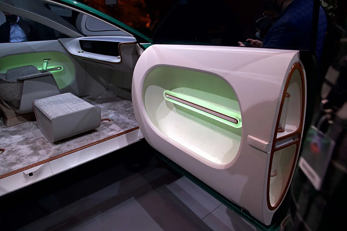 Hyundai-Seven-Concept-innen-2