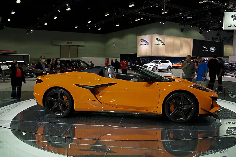 Chevrolet-Corvette-Z06-offen-2