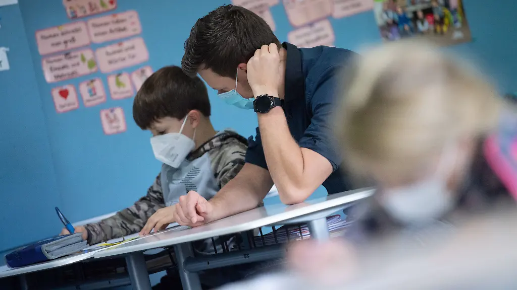 15285b6a93bf536a3fa6e44ecc7d574a