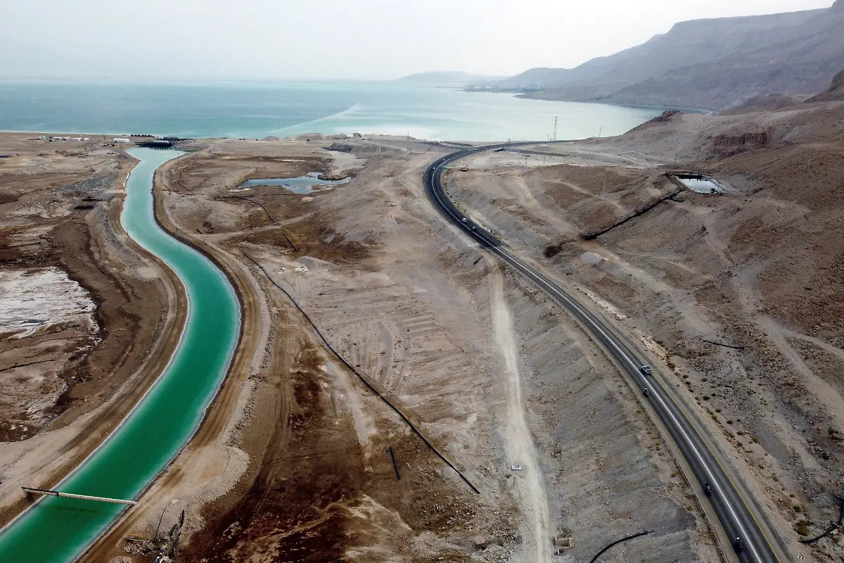 Kanal-zwischen-Nord-und-Su-dbecken