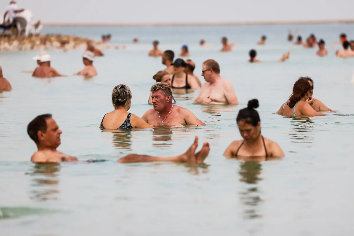 2021-11-01T104221Z-122472640-RC2AKQ9G1691-RTRMADP-3-HEALTH-CORONAVIRUS-TRAVEL-ISRAEL