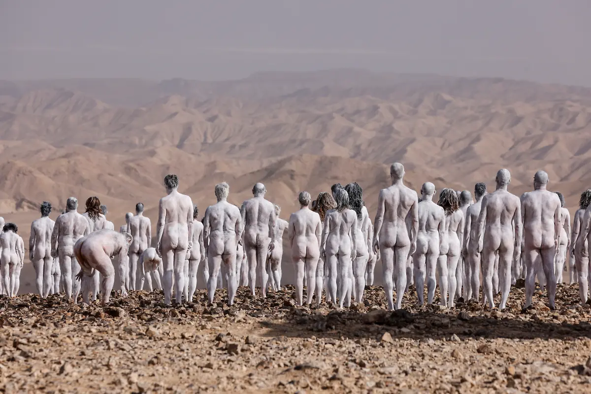 2021-10-17T000000Z-1817113626-RC2PBQ90BJYO-RTRMADP-3-ISRAEL-ART-TUNICK