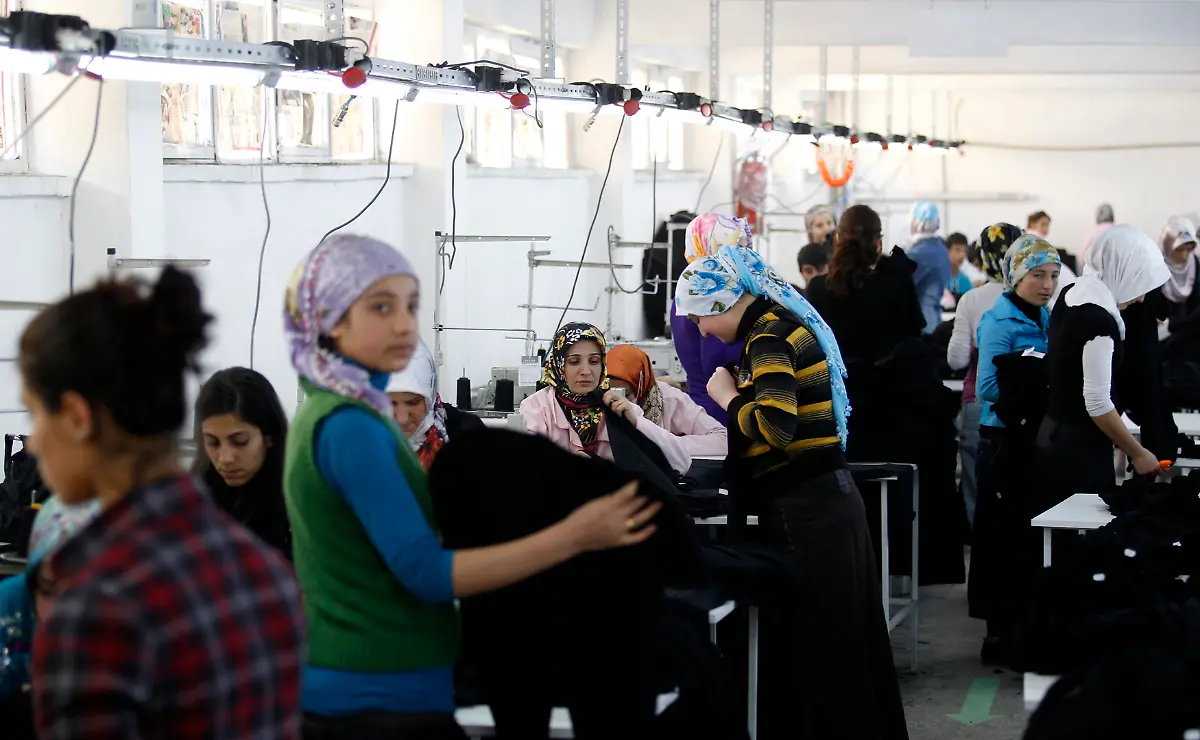 2011-05-25T120000Z-1163230214-GM1E75P1G6G01-RTRMADP-3-TURKEY-ELECTION-KURDS