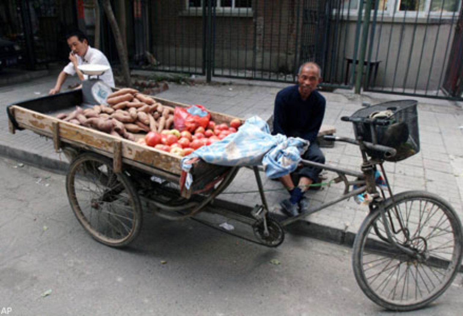 Von wegen typisch deutsch! Wer bei Kartoffeln an langweilige Sättigungsbeilagen denkt, ist auf dem Holzweg. Ob in Peking ...