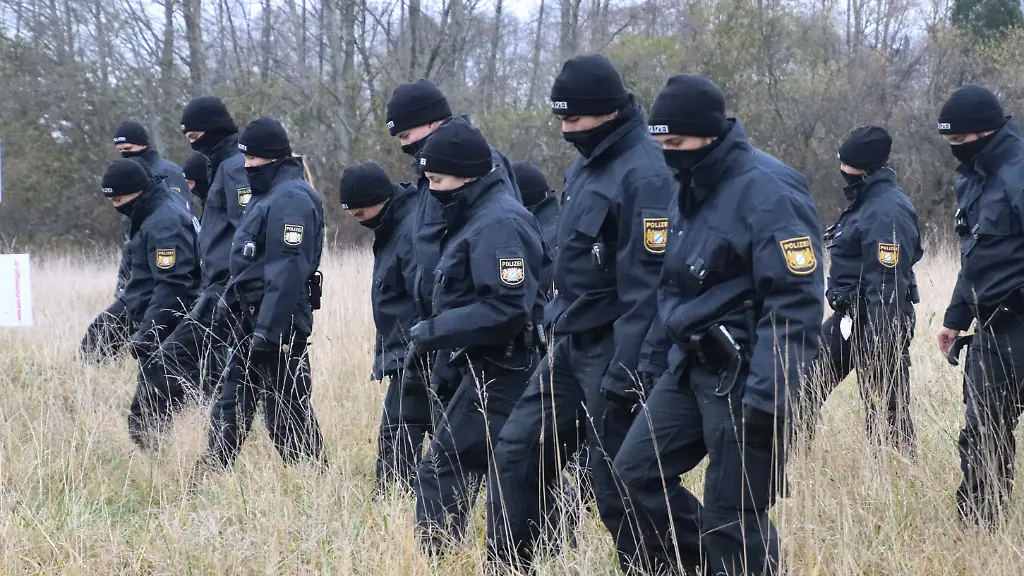 Eine-Ermittlungsgruppe-namens-Shelter-arbeite-unter-Hochdruck-an-dem-Fall