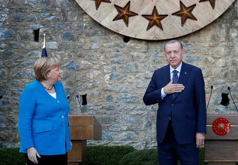 2021-10-16T131126Z-1362167381-RC20BQ9VW1NH-RTRMADP-3-TURKEY-GERMANY-MERKEL