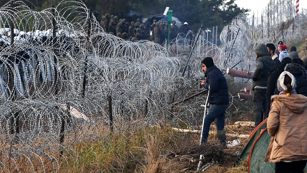 20b464618230cd3d884de961764b3142