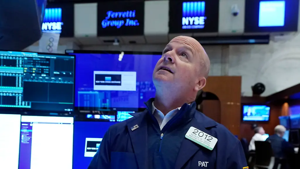 63abd2bbaa5561657484a57fe2255fa5