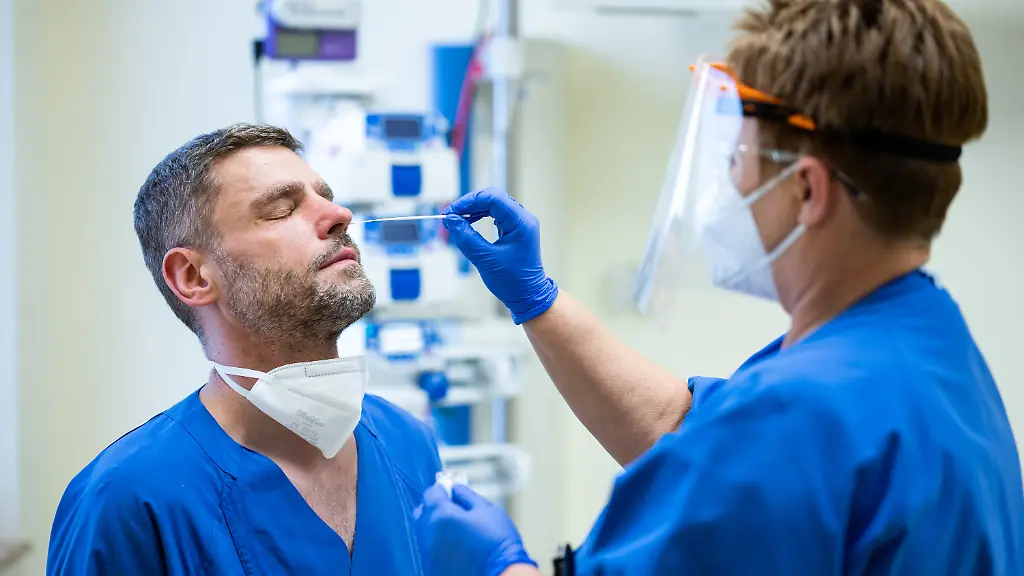 98aefdd32e607ac90f7ab4b2be1f9e31