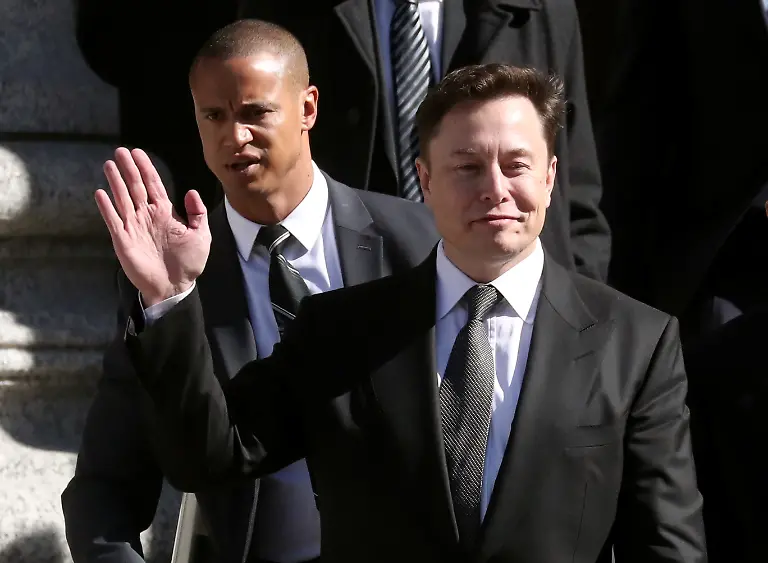2019-04-04T200515Z-314283727-RC17A19E2B80-RTRMADP-3-TESLA-MUSK-SEC