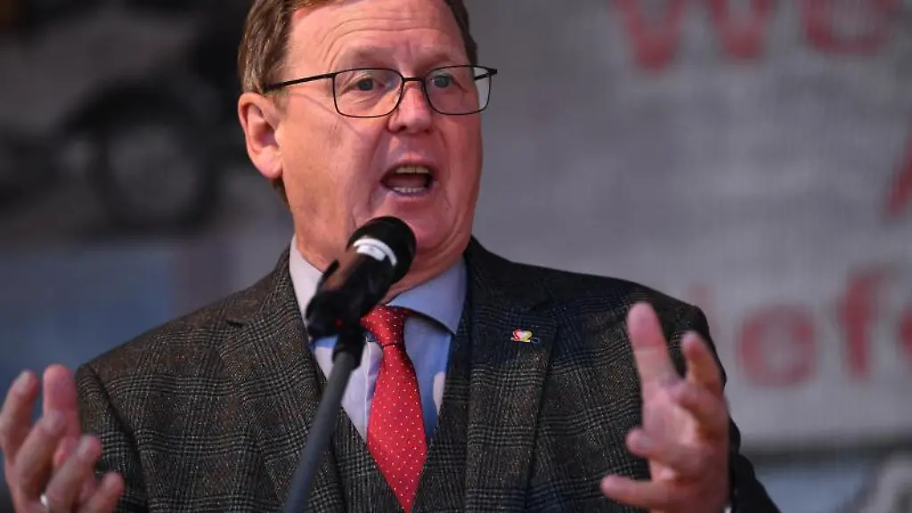 Bodo-Ramelow-Die-Linke-Ministerpraesident-von-Thueringen-spricht