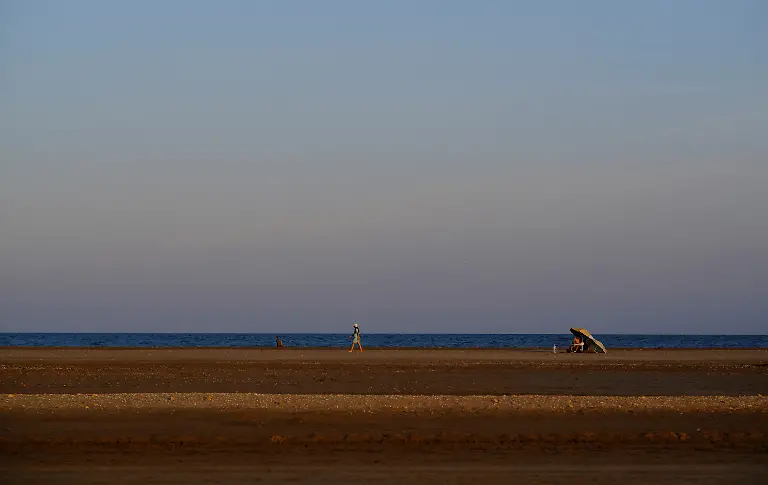 2021-10-26T125838Z-1259774278-RC28ZO9353OM-RTRMADP-3-CLIMATE-UN-SPAIN-DELTA