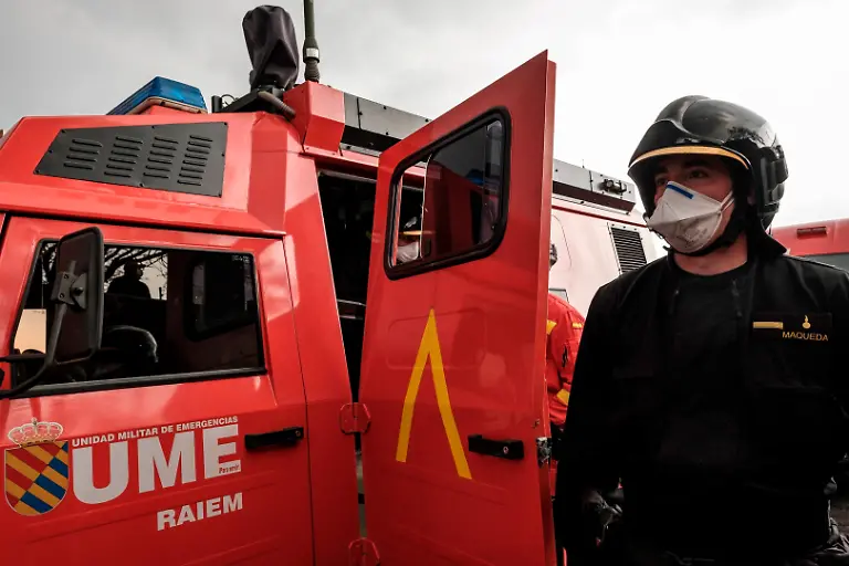 dfc3b3ff75d633c617d51900224de8de