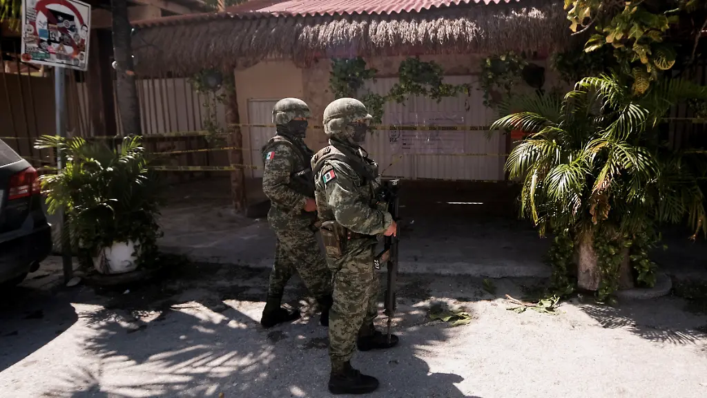 2021-10-22T215240Z-225921115-RC20FQ95MW9Q-RTRMADP-3-MEXICO-VIOLENCE