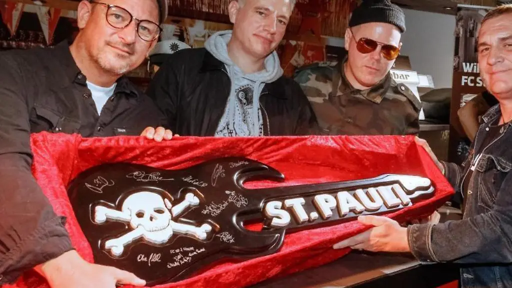 Die-Musiker-der-Band-Fettes-Brot