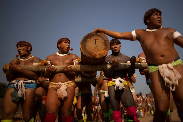 2021-10-20T132428Z-1919181474-RC2NNP945DJI-RTRMADP-3-BRAZIL-INDIGENOUS-KUARUP