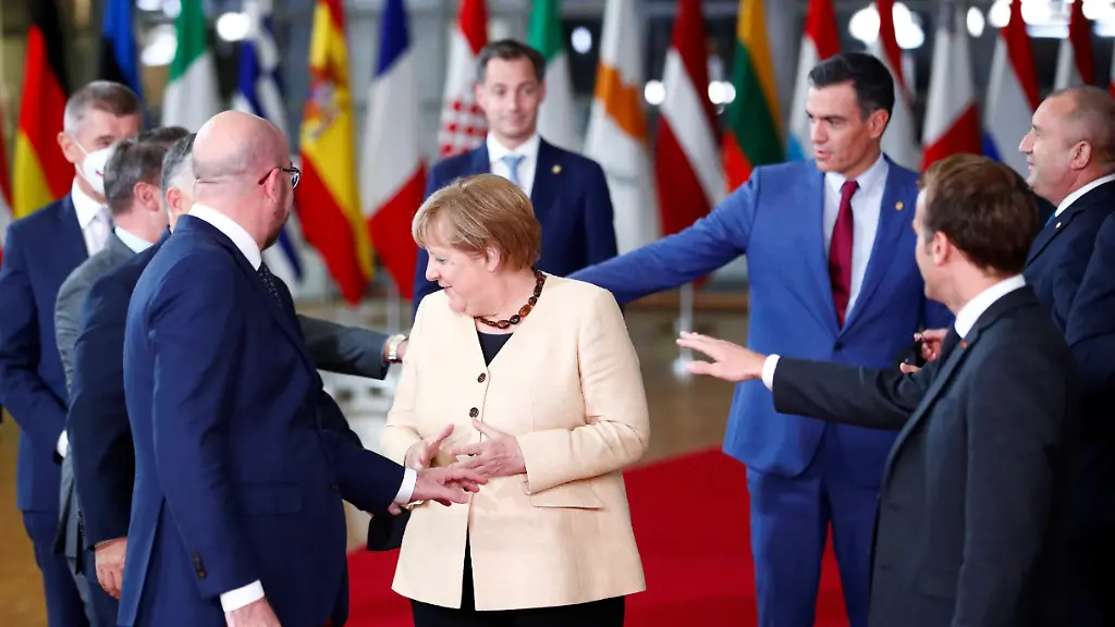 cb9ef654c5edda27afa13e3f934805e5