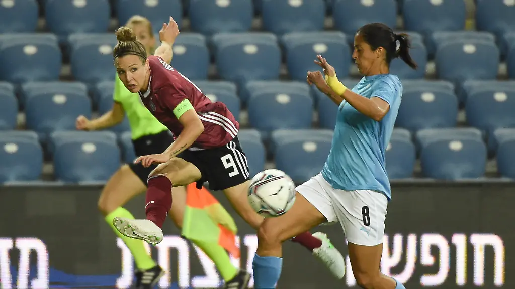 9b516b22993f34c3d2853410d2cfa28d