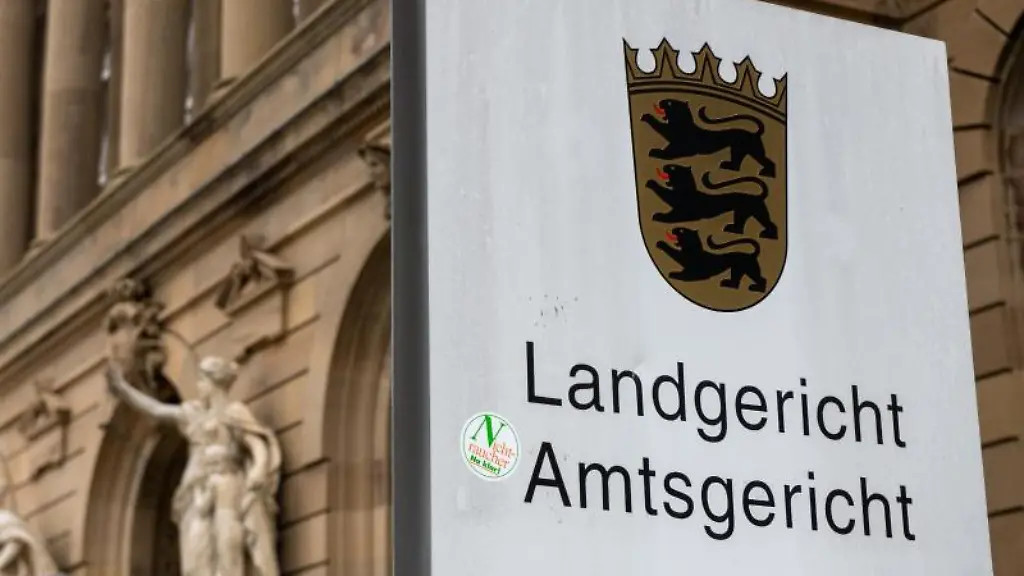 Blick-auf-das-Gebaeude-des-Amt-und-Landgerichts-Ulm