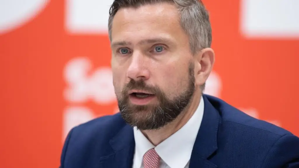 Martin-Dulig-SPD-Wirtschaftsminister-von-Sachsen-spricht