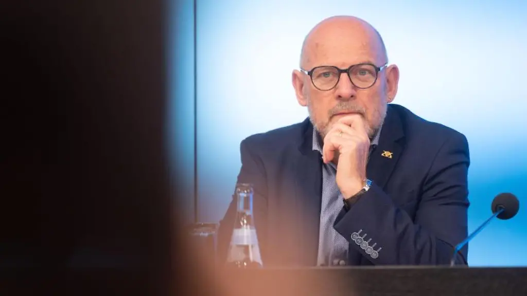 Winfried-Hermann-Buendnis-90-Die-Gruenen