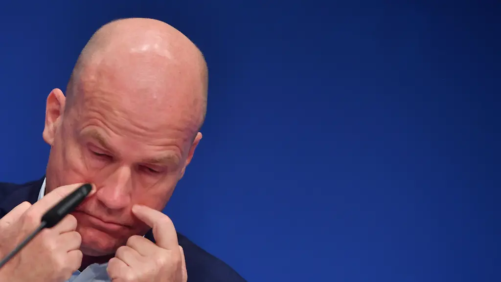 87a650c41378984d7e32e73e50c8058f