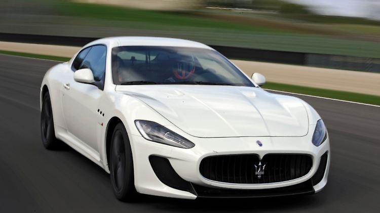Auch beim Preis schlägt der ersten Maserati mit mehr als 300 km/h Spitze die Konkurrenz.