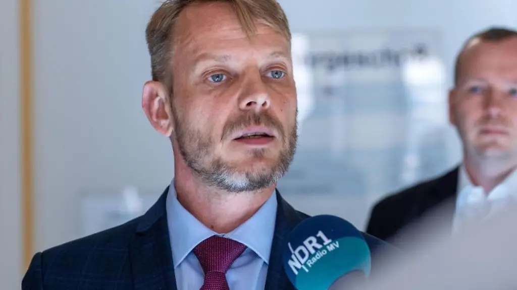 Nikolaus-Kramer-Fraktionsvorsitzender-der-AfD-im-Landtag-von-Mecklenburg-Vorpommern