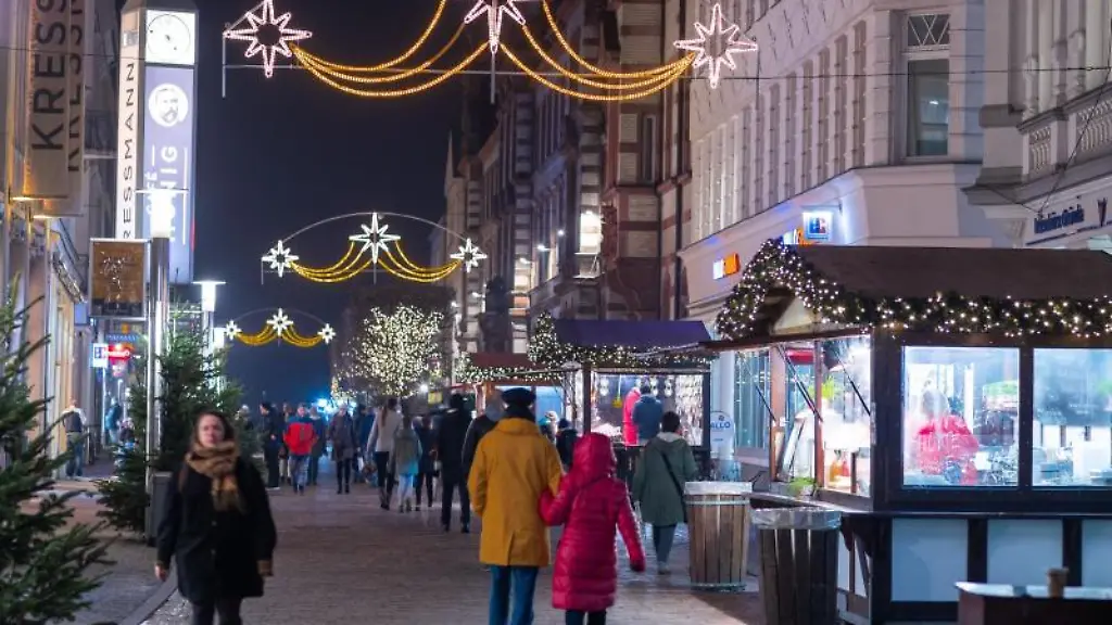 Verkaufsbuden-in-der-Mecklenburgstrasse