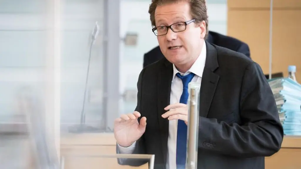 Martin-Habersaat-SPD-spricht