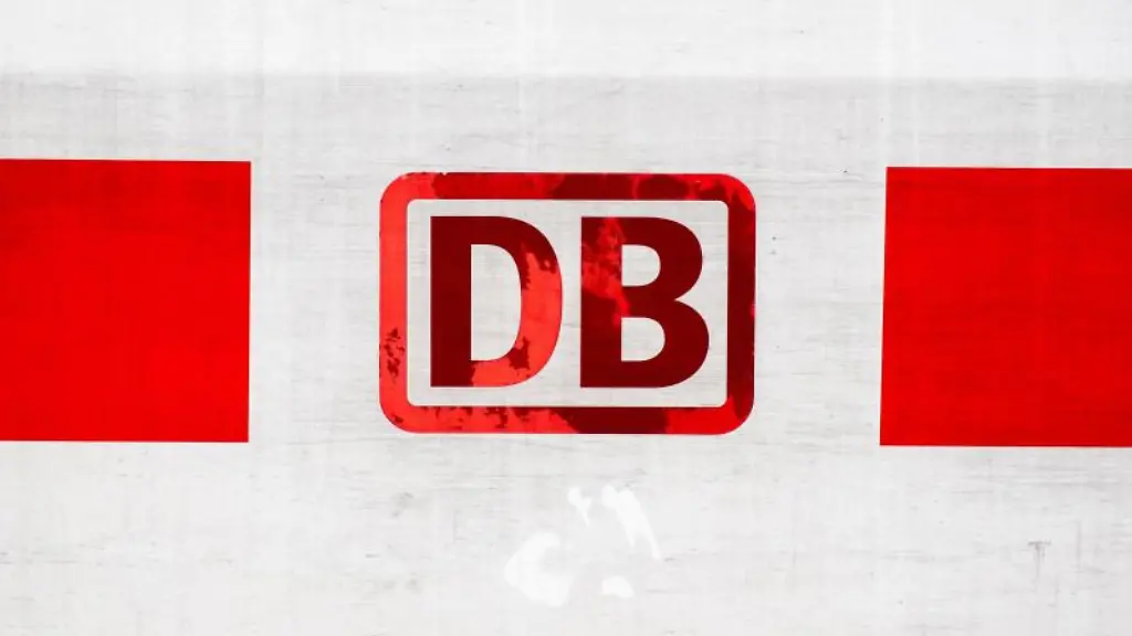 Das-Logo-der-Deutschen-Bahn-DB-ist-zu-sehen
