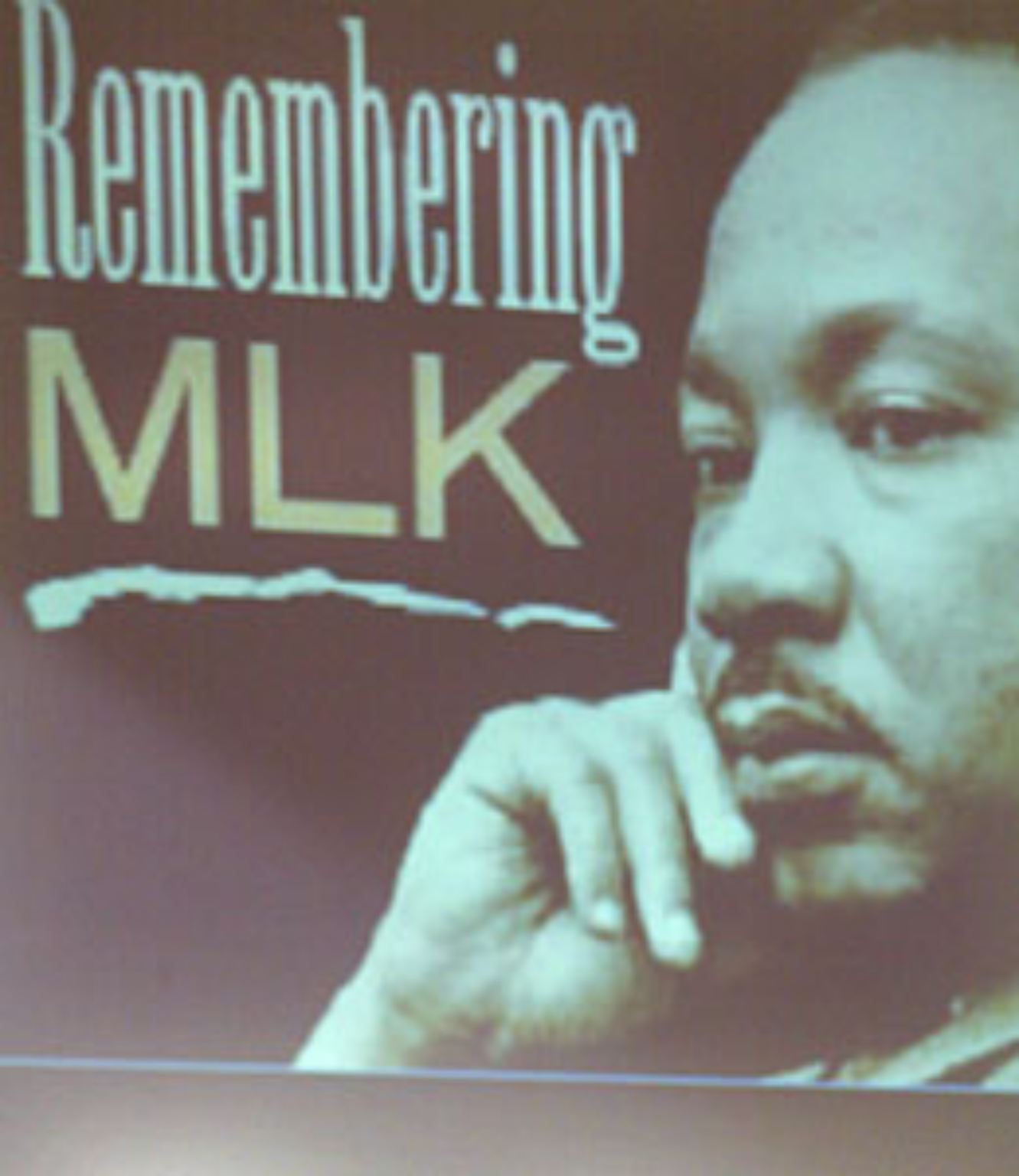 Er ist weltweit einer der bekanntesten US-Amerikaner: Dr. Martin Luther King Jr., Baptistenpastor, schwarzer Bürgerrechtler, Pazifist, Friedensnobelpreisträger. Am dritten Montag im Januar gedenken die USA eines ihrer bedeutendsten Bürger.