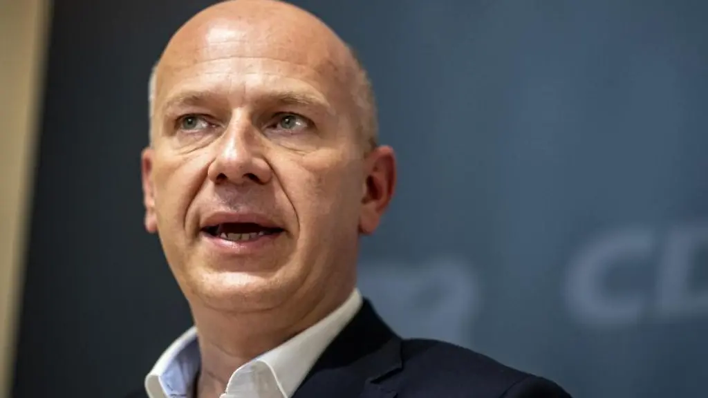 Kai-Wegner-CDU-Fraktionsvorsitzender-der-Berliner-CDU-spricht