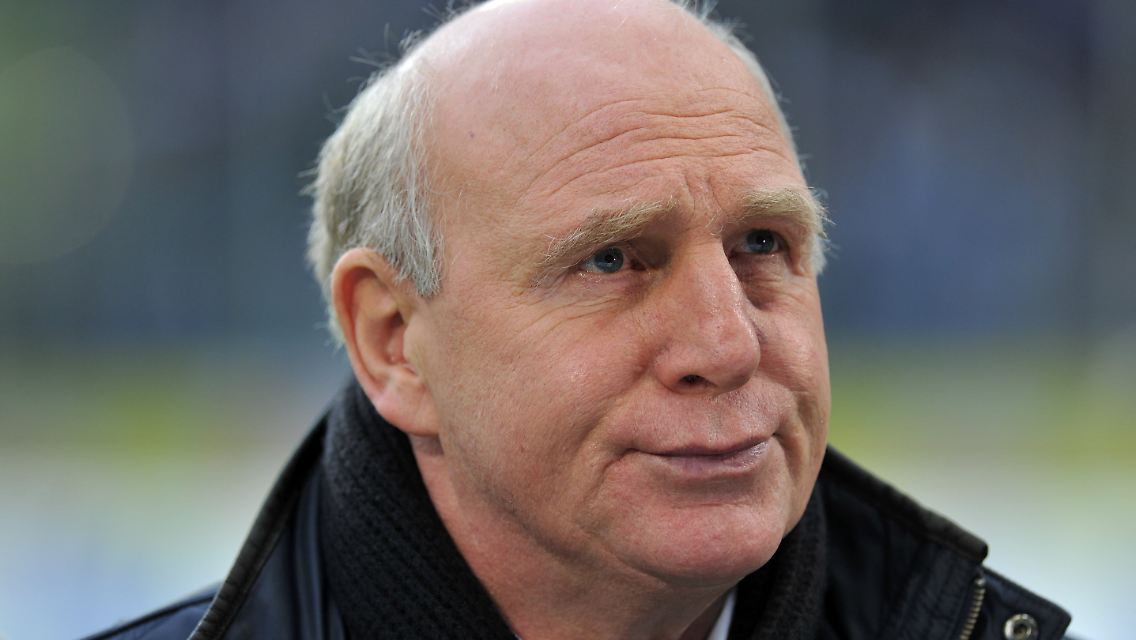 Bei den Wolfsburger Anhängern gilt der Ex-Nationalspieler als Sündenbock: Dieter Hoeneß.