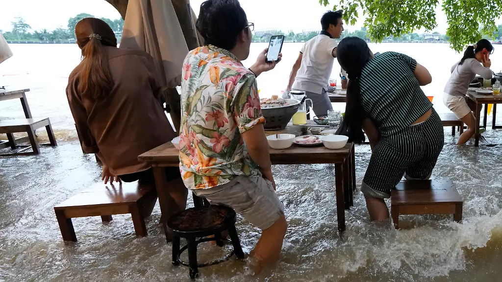 5d1aa7adc210e6b91fa81db78e4e0799