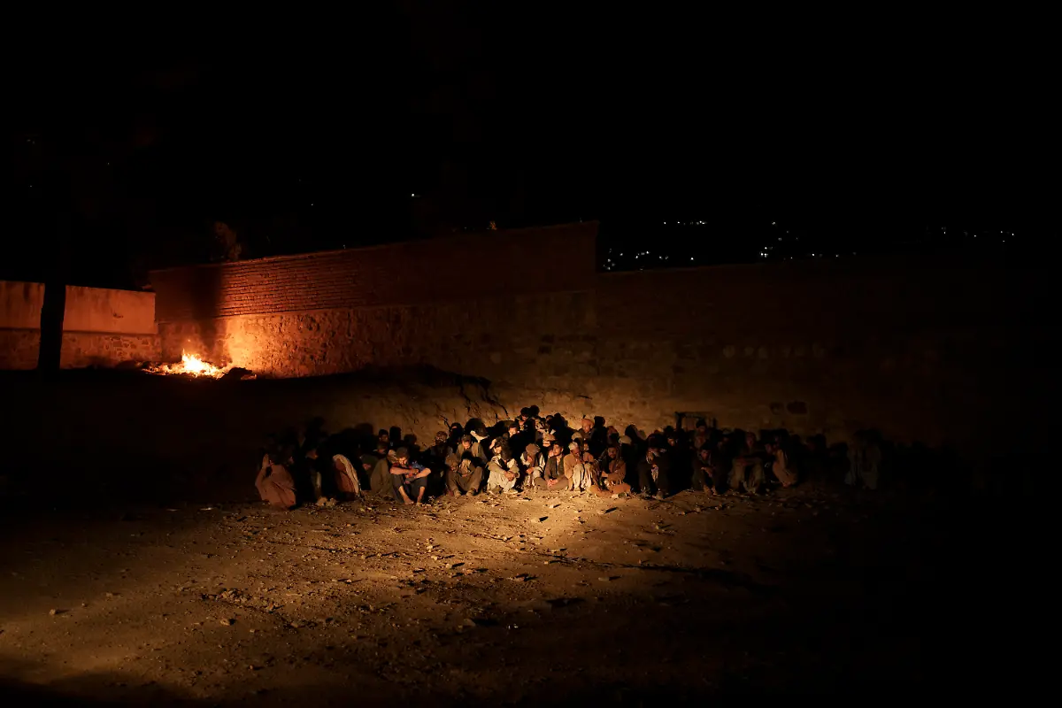 24c60cdfd7471afc565875a8799f86ea